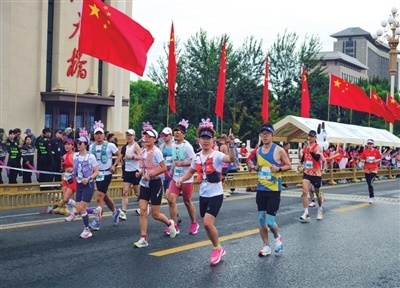 足的晋阳湖, LEaLm 足的晋阳湖, LEaLm