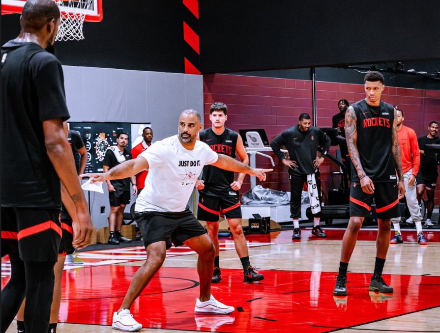 季保持好命, 谢泼德一战